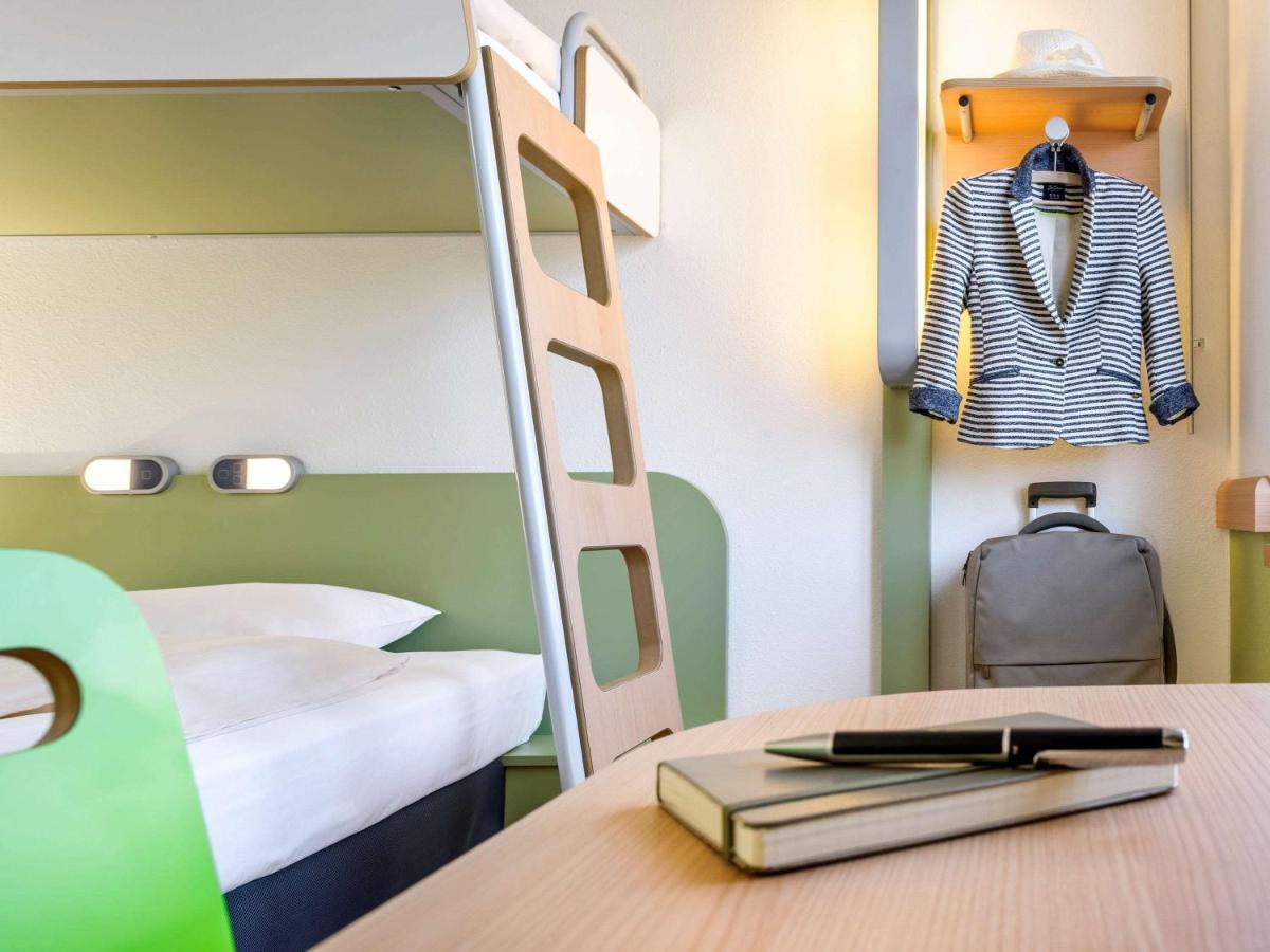 Ibis Budget Newport Exteriör bild