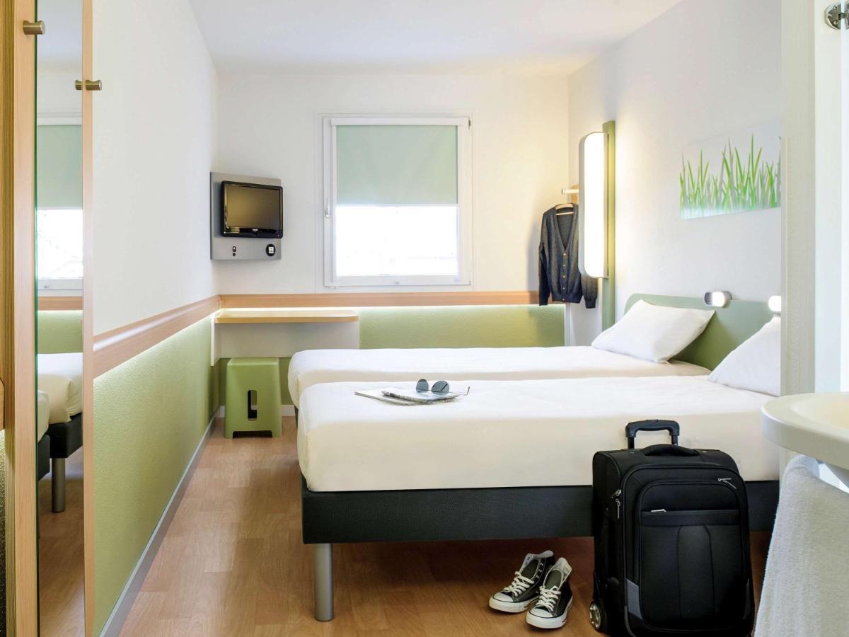 Ibis Budget Newport Exteriör bild